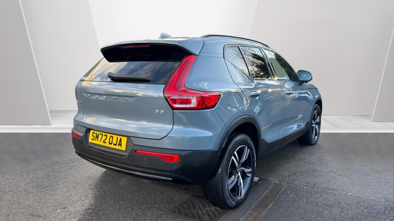 Volvo XC40 2.0 B3P Plus Dark 5dr Auto Petrol Estate